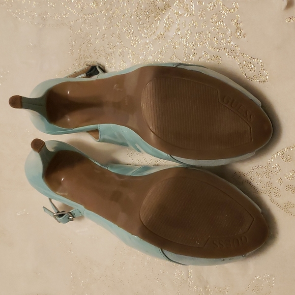 GUESS, Auamarine colored peep toe, velvet accented heels - Picture 7 of 7